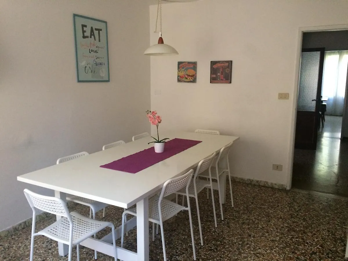 Ve-Nice Suite Formosa C5141 Venice 0*,  Italy